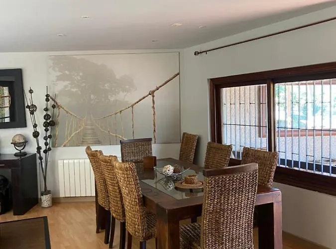 Agradable Rustico Feriehus *